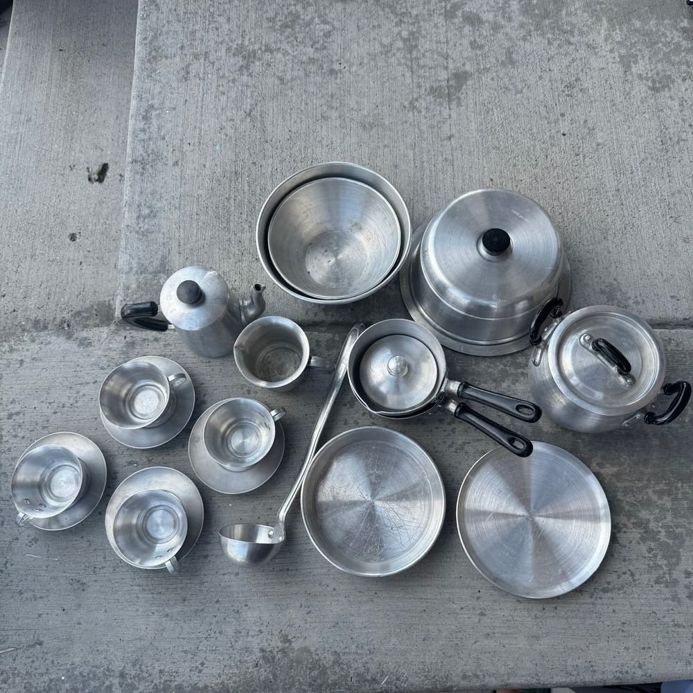 Vintage Aluminum Toy Kitchen Cookware Set Play Pots Pans Utensils‎